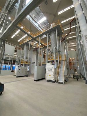 خط طلاء المسحوق الصناعي الآلي قطاع الألمنيوم العمودي