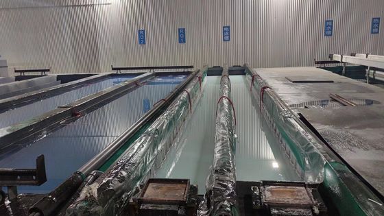 سعر جيد 1500T / الشهر خط إنتاج الالوان والجهد 380V ~ 415v الانترنت