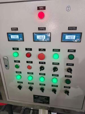 سعر جيد خط تجميد أوتوماتيكي أفقي للسبيكة الألومنيوم 6061-6063 بسعة 500 طن / متر وسمك شريط 10-12 ميكرومتر الانترنت