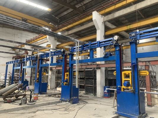 سعر جيد 1200T / M سعة خط أنوديز الألومنيوم شبه التلقائي مع طول الملف 6500mm الانترنت